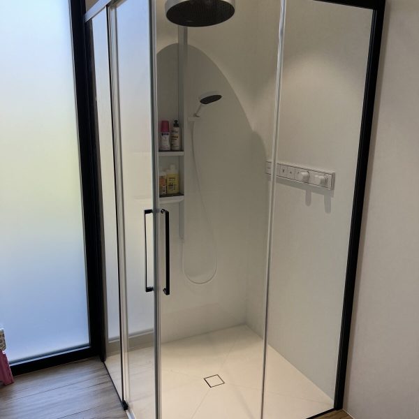 easyplomberie-douche-cabine-noir-moderne-2