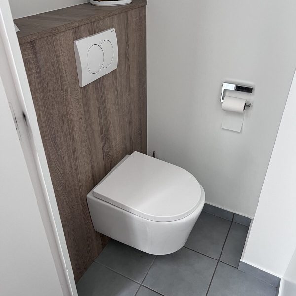 easyplomberie-wc-suspendu-commande-chasse-bois
